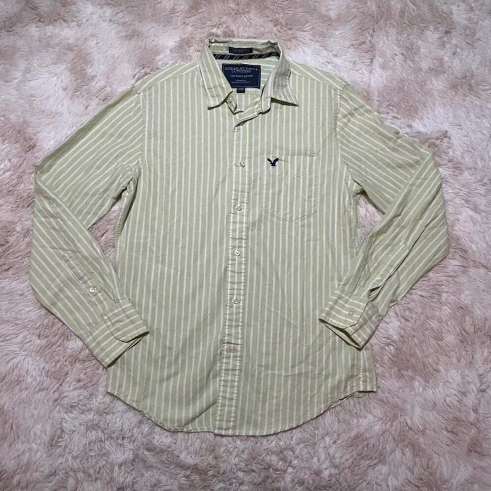 American-eagle Women's Green and White Shirt